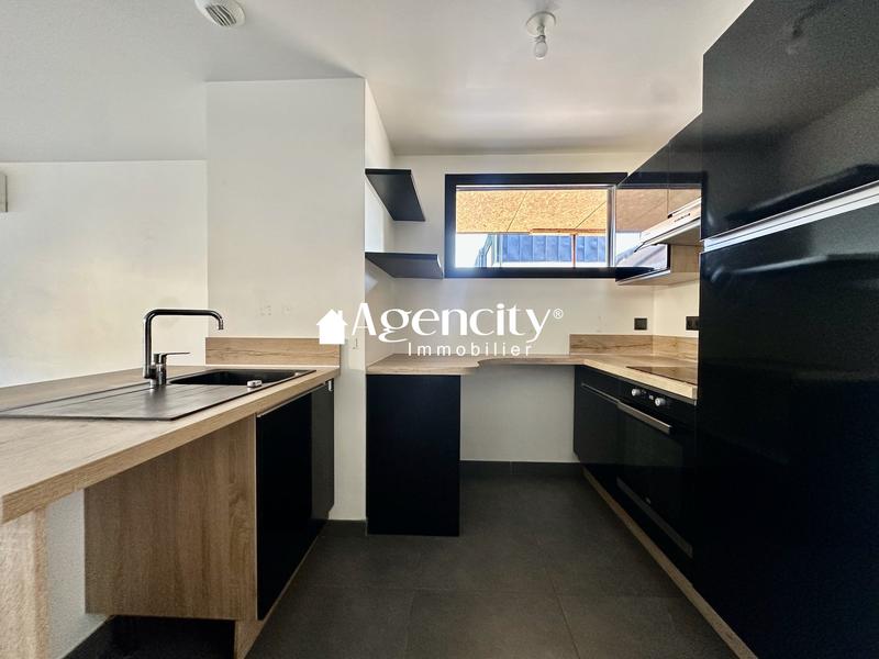 Maison - 81 m² - 4 pièces