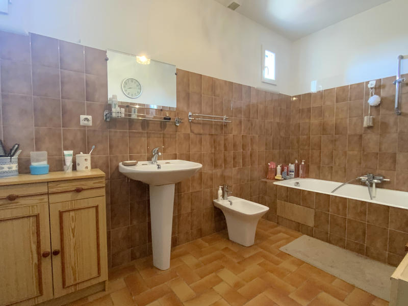 Maison - 137 m² - 6 pièces