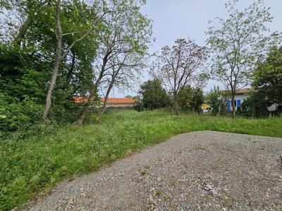 Terrain constructible - 450 m²