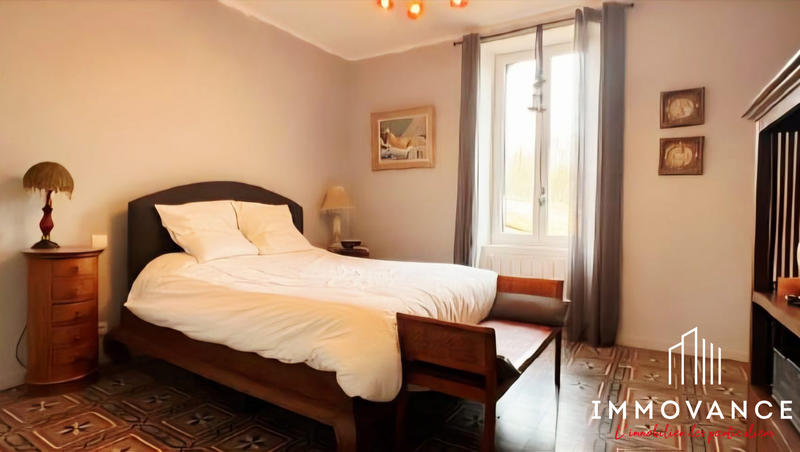 Maison ancienne - 190 m² - 7 pièces