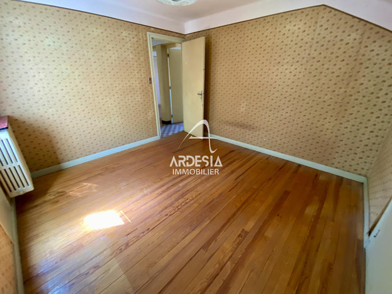 Maison - 137 m² - 7 pièces