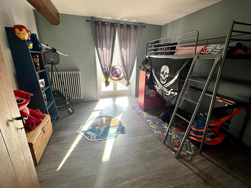 Maison - 216 m² - 10 pièces