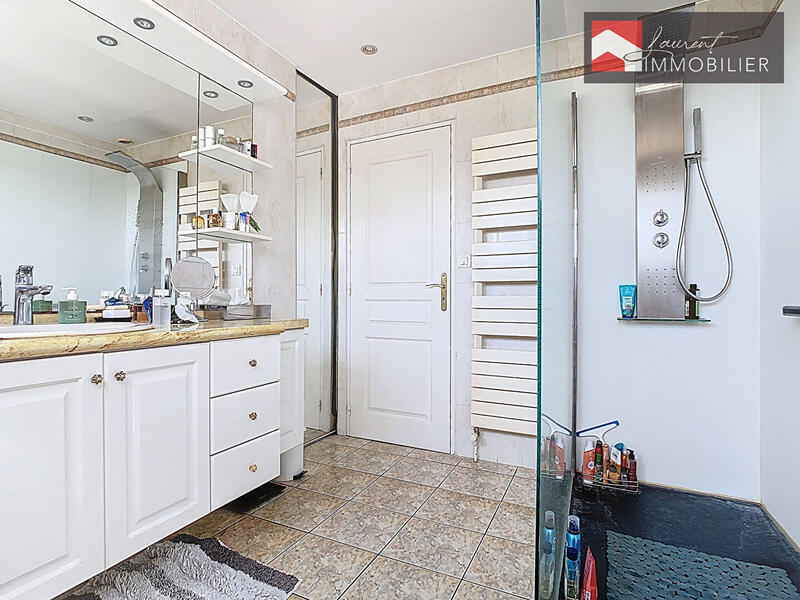 Maison - 112 m² - 5 pièces