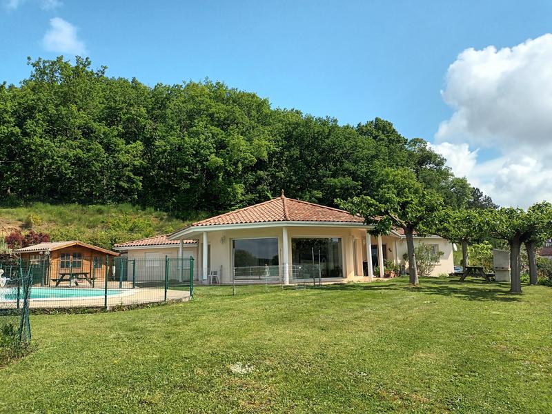 Maison - 136 m² - 6 pièces