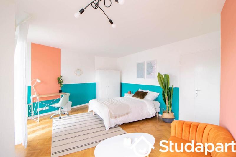 Chambre - 12 m² - 1 pièce