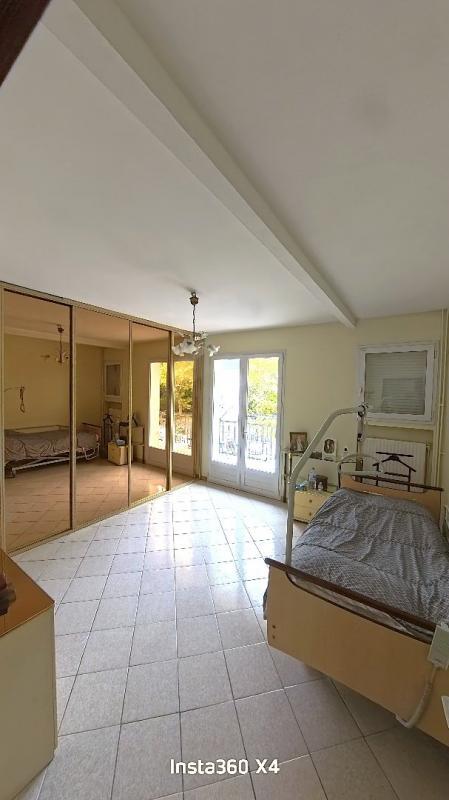 Maison - 163 m² - 7 pièces