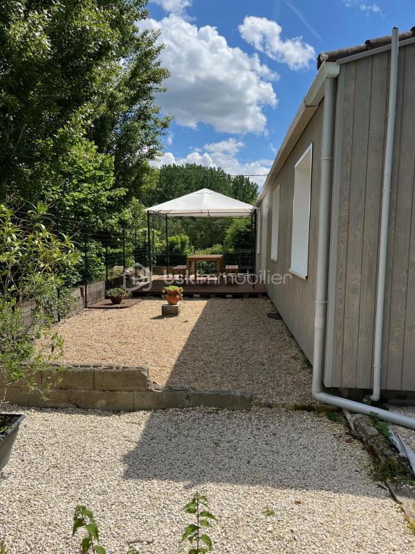 Maison - 88 m² - 4 pièces