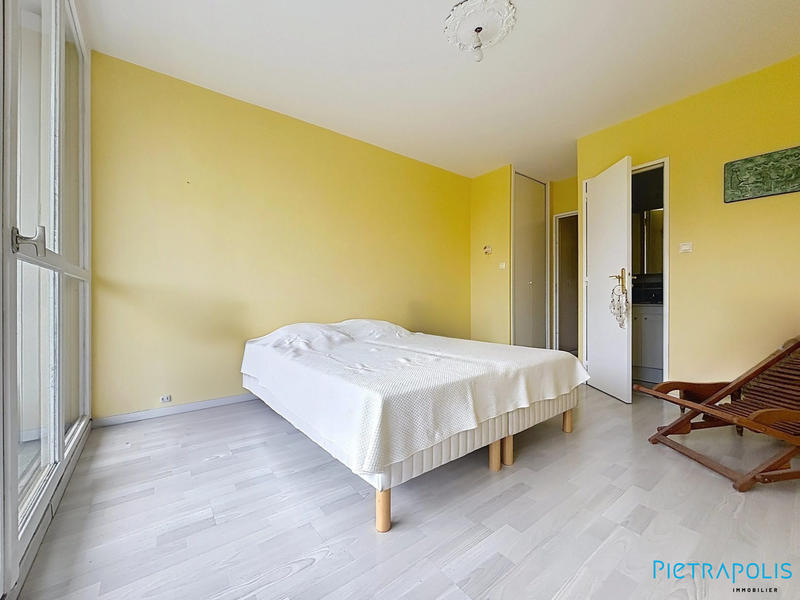Appartement - 91 m² - 4 pièces