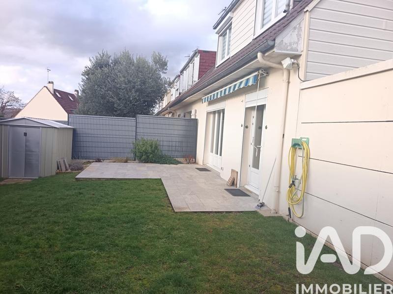 Maison - 93 m² - 4 pièces