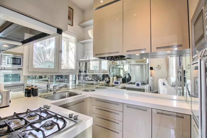 Appartement - 111 m² - 3 pièces