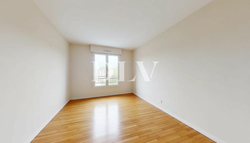 Appartement - 89 m² - 5 pièces