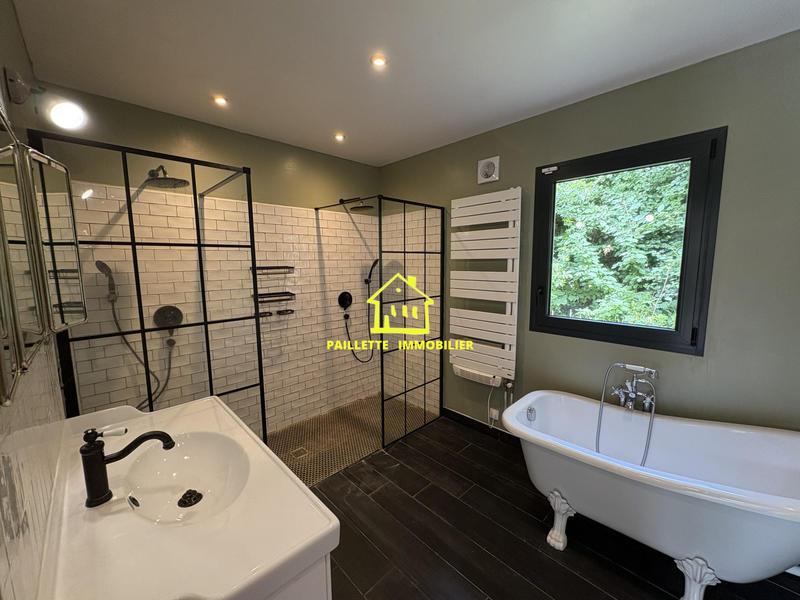 Maison ancienne - 207 m² - 5 pièces