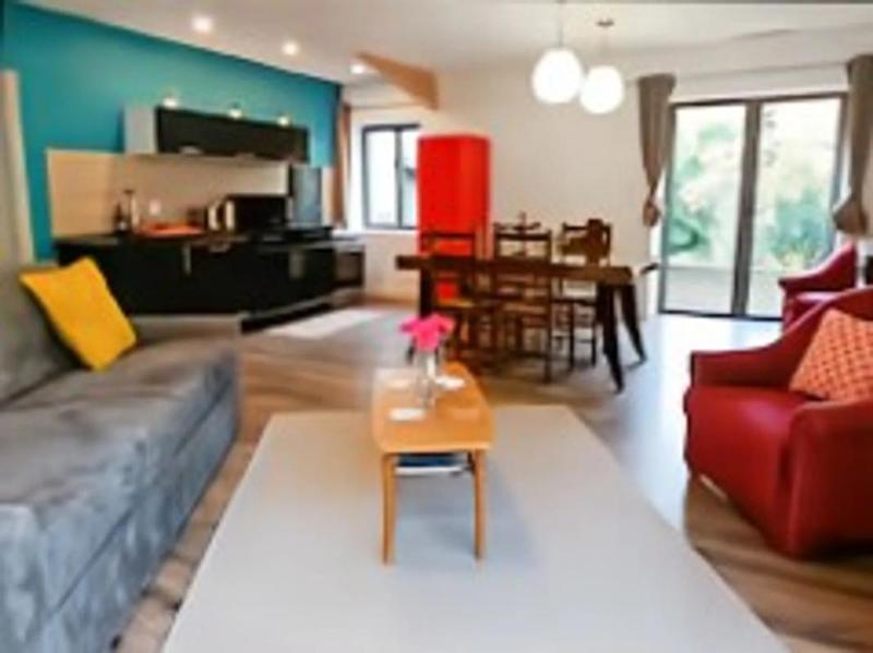 Maison - 400 m² - 15 pièces