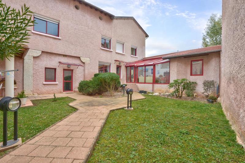 Maison - 180 m² - 5 pièces