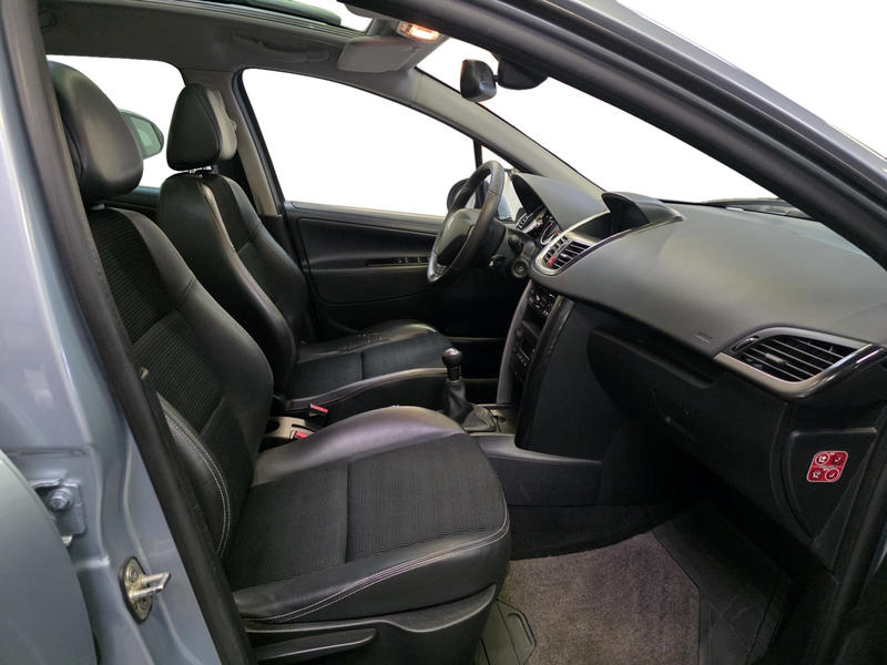 Peugeot 207sw - 1.6 HDi 92 Cv Outdoor