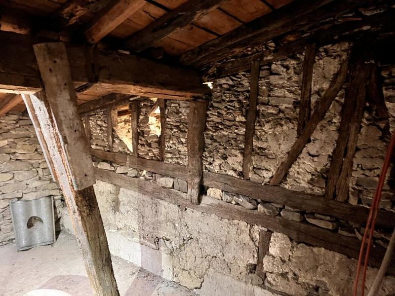 Maison - 300 m² - 8 pièces