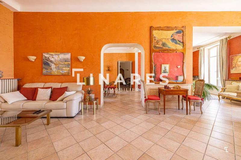 Maison chambre d'hôtes - 360 m² - 8 pièces