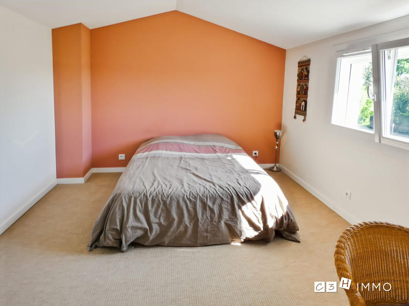 Maison - 151 m² - 6 pièces