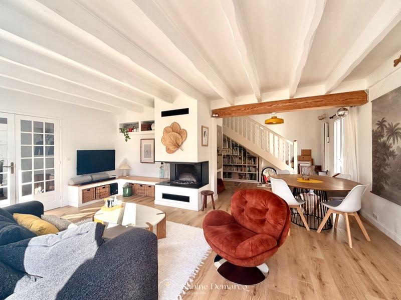 Maison - 136 m² - 5 pièces