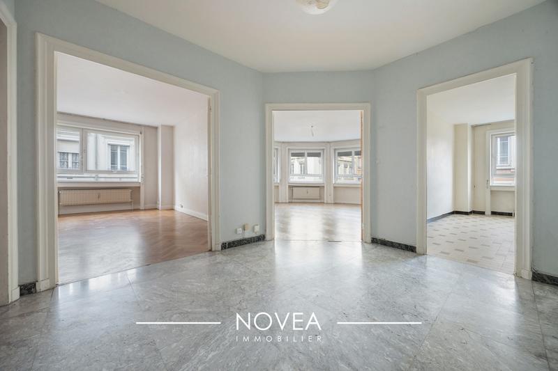 Appartement - 135 m² - 5 pièces