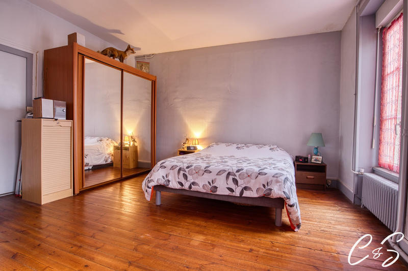 Maison ancienne - 98 m² - 4 pièces