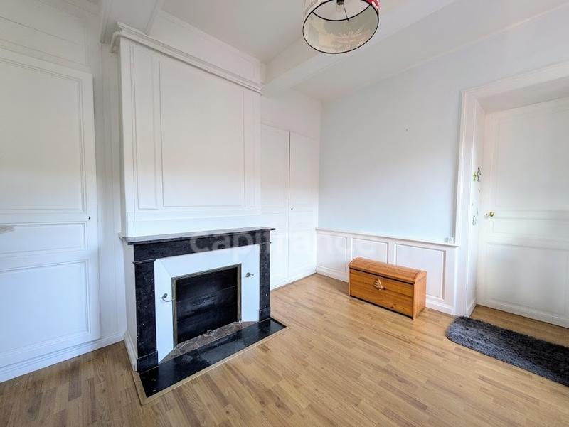 Maison - 534 m² - 16 pièces