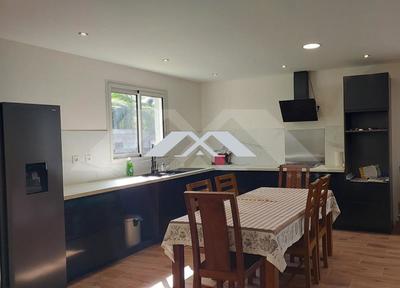 Maison - 92 m² - 5 pièces