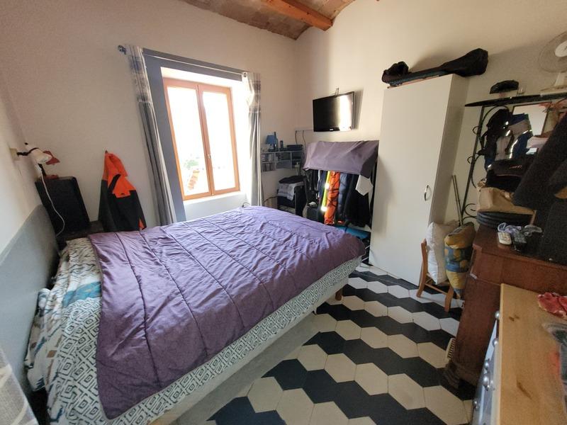 Maison - 220 m² - 12 pièces