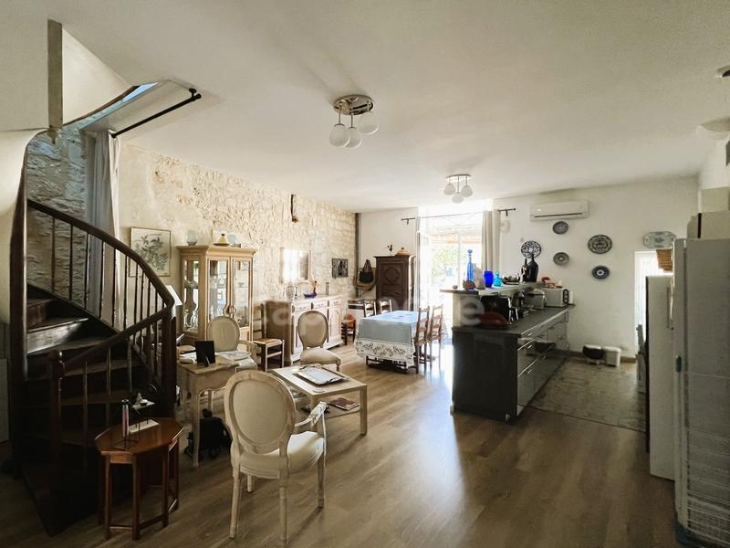 Immeuble - 188 m² - 6 pièces