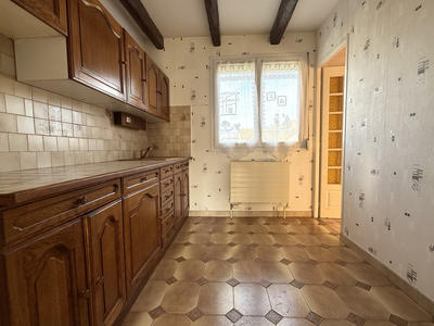 Maison - 93 m² - 5 pièces