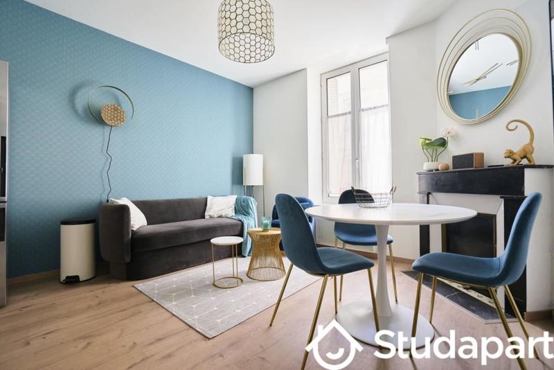 Chambre - 13 m² - 1 pièce