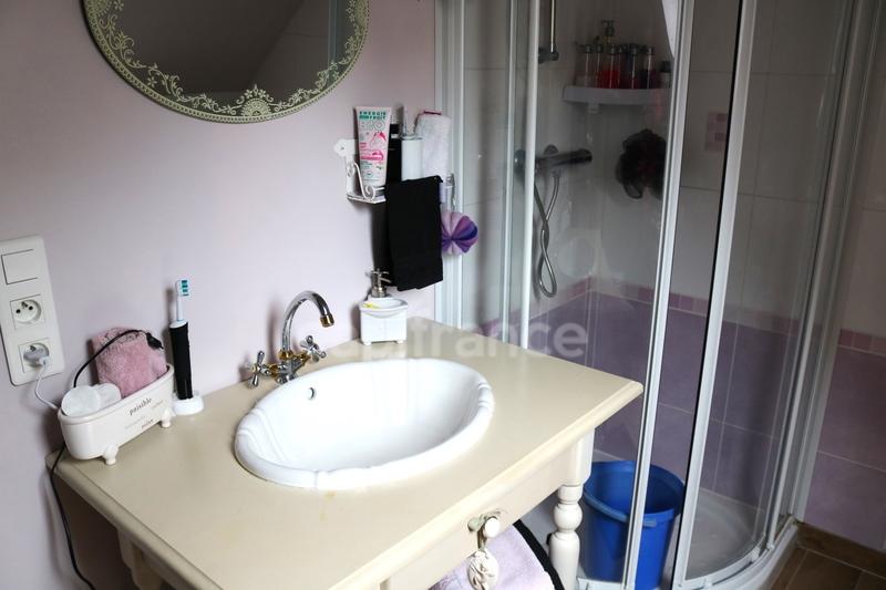 Maison - 101 m² - 5 pièces