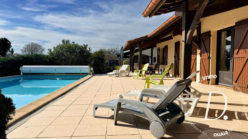 Maison - 156 m² - 6 pièces