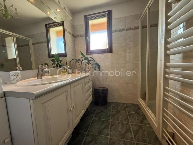 Maison - 87 m² - 4 pièces