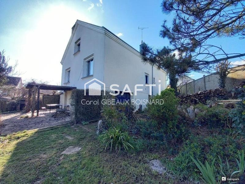 Maison - 180 m² - 8 pièces