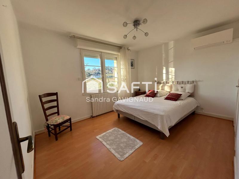 Maison - 168 m² - 7 pièces