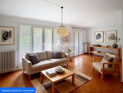 Appartement - 98 m² - 5 pièces