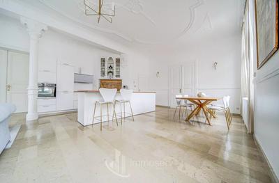 Appartement - 126 m² - 5 pièces