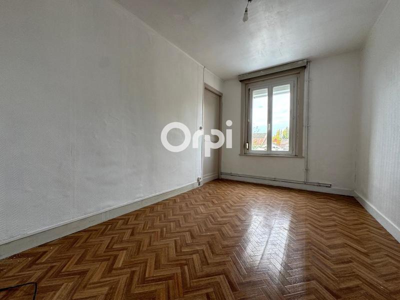 Maison - 104 m² - 4 pièces