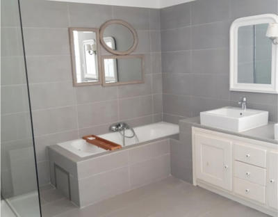 Villa - 307 m² - 8 pièces