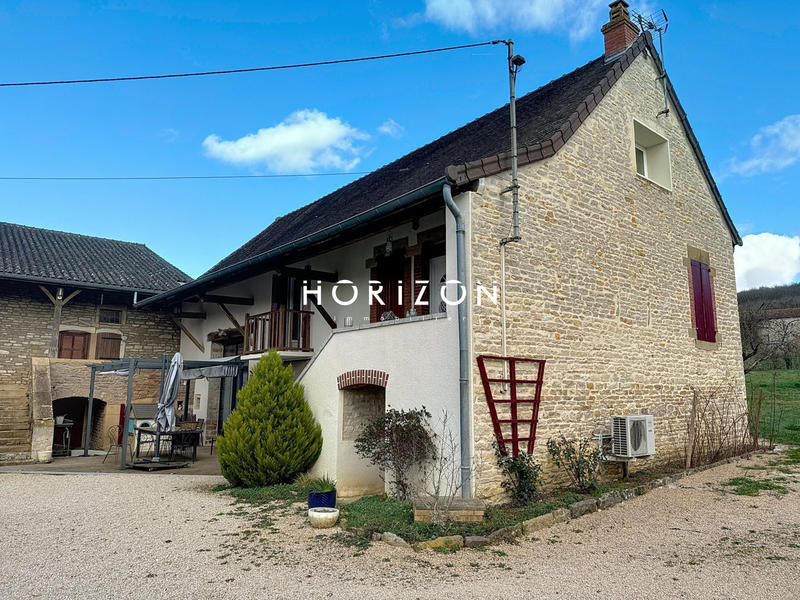 Maison ancienne - 183 m² - 7 pièces