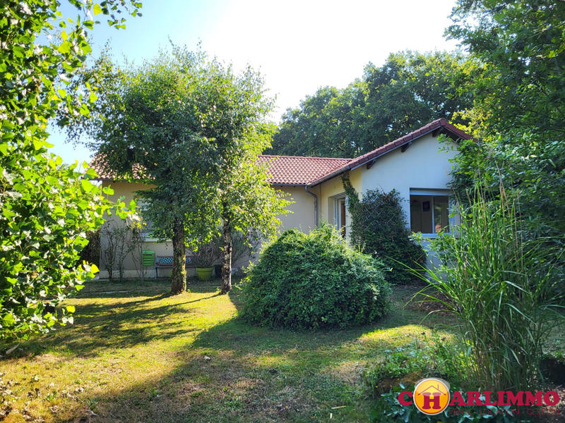 Maison traditionnelle - 92 m² - 5 pièces