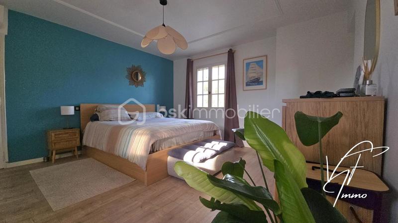 Villa - 201 m² - 7 pièces