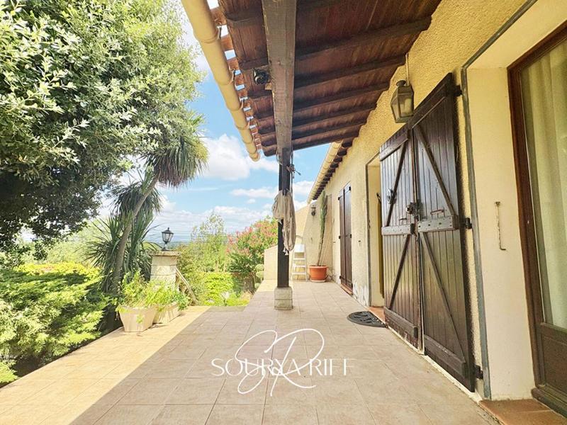 Maison - 170 m² - 6 pièces