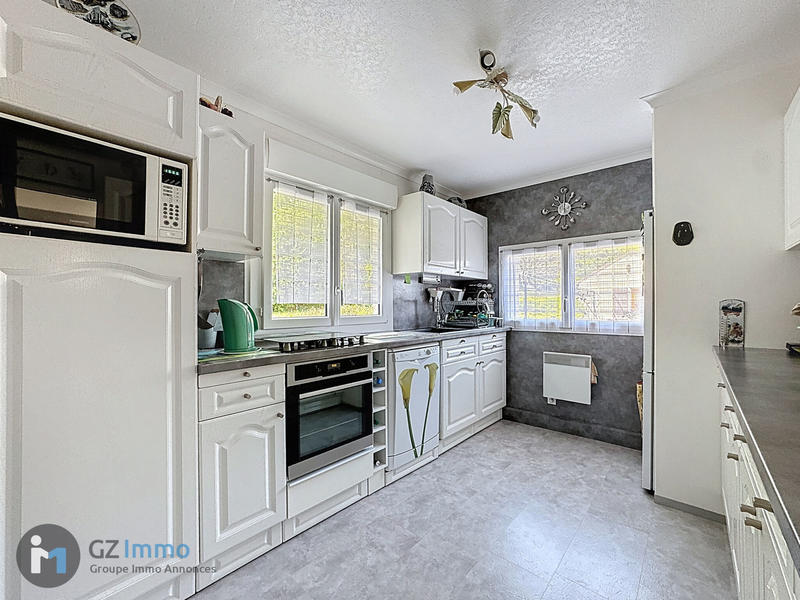 Maison - 92 m² - 5 pièces