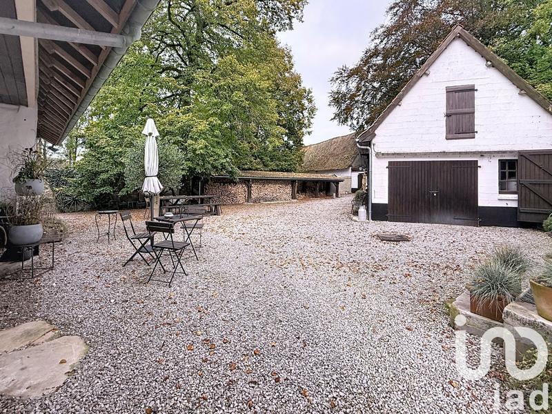 Maison - 442 m² - 8 pièces