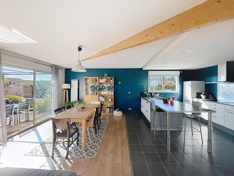 Maison contemporaine - 148 m² - 5 pièces