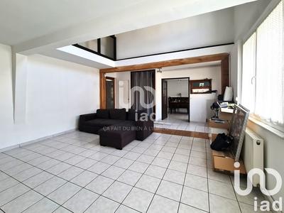 Maison - 215 m² - 8 pièces