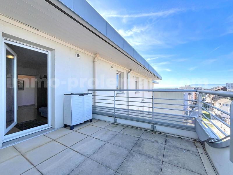 Appartement - 97 m² - 5 pièces