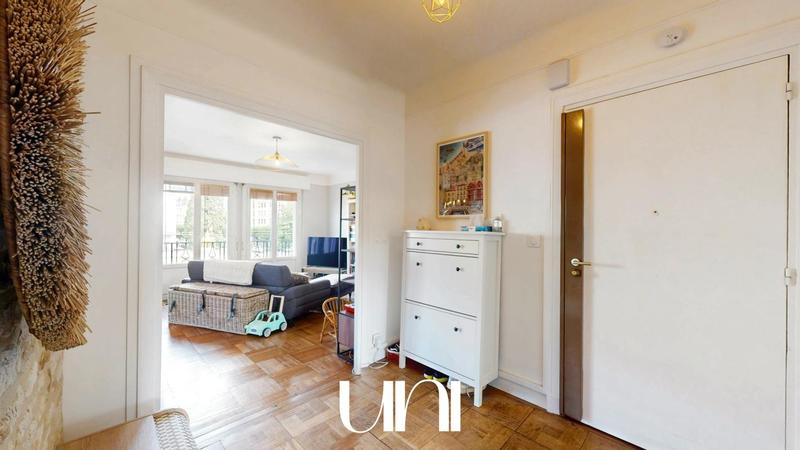 Appartement - 80 m² - 3 pièces